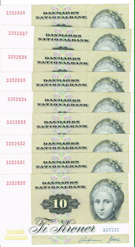 Seddel: 10 kr. 1972 A0723 i kv. 01 - 0 9 stk. fortløbende nr.